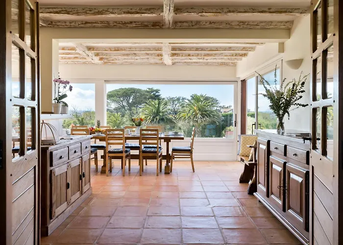 Frühstückspension La Maison Tamarin 3*